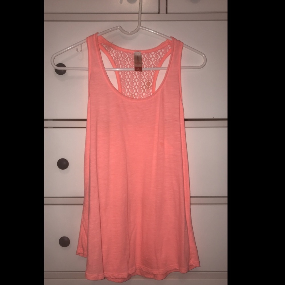 Pink tank top